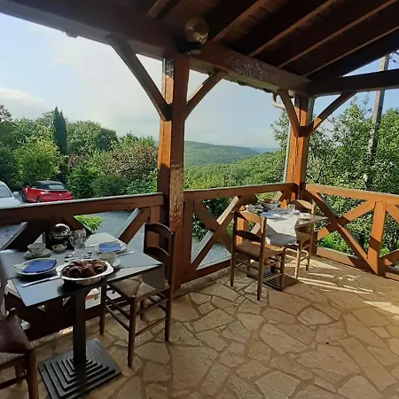 Homestay Croix De Grandroque - Chambres D'hotes- -pass Sanitaire Necessaire- Concores